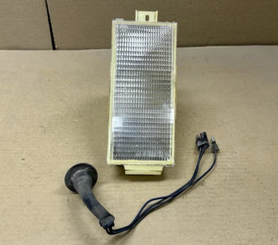 1980 Chrysler Cordoba Turn Signal Light Parking Lamp Assembly LH - Image 1 of 4