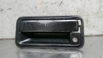 99 - 00 CADILLAC ESCALADE LEFT DRIVER FRONT EXTERIOR DOOR HANDLE - Image 1 of 4