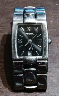 Reloj Mujer FOSSIL Resistente al Agua ES-9517 Banda Tonificada Plateada  Foto 1 de 4