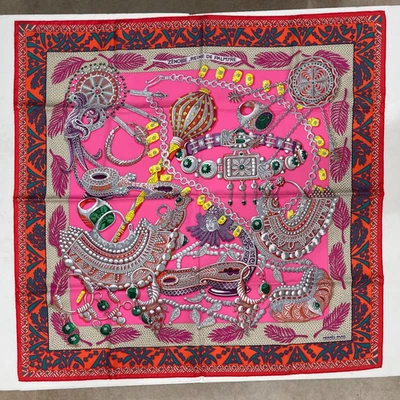 [Rank S] HERMES Carre 90 100% Silk Scarf "ZENOBIE REINE DE PALMYRE" Red Japan - Image 1 of 4