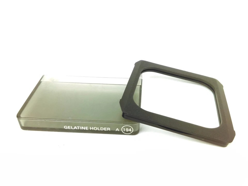 COKIN A 194 Gelatine Holder with Case - Cokin A (S) 67x67mm - Image 1 of 1