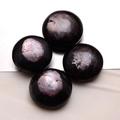 Set Mit 4 Stück Natürliche Rubin Unbehandelt 15mm-16mm Rund Cabochon Lose - Bild 1 von 4