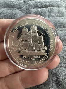 1973 American Navy Providence Rhode Island 1776 Silver art bar round 925 C1799 - Picture 1 of 3