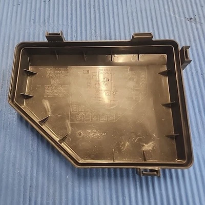 GMC Acadia Chevy Traverse 2007 2015 caja de fusibles cubierta tapa superior Buick Enclave OEM  Foto 1 de 3