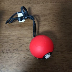 Monster Ball Plus (Poke Ball) Pokemon GO japonés a cuadros Nintendo Switch - Imagen 1 de 2