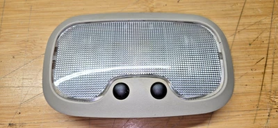 Chrysler Jeep Dodge 2003-2024 cúpula delantera techo mapa luz ORM (gris) Foto 1 de 4