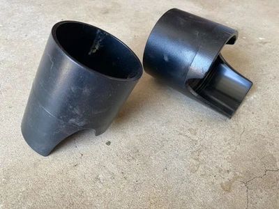 GENUINE UPPER CUP HOLDERS FOR 2000 LAND ROVER DISCOVERY II - Image 1 of 2