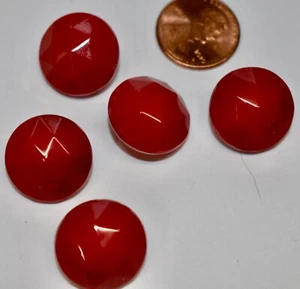 RED FACETED BUTTONS WITH METAL SHANK • LARGE DOMED FACETED GLASS BUTTONS • 18mm - Picture 1 of 2