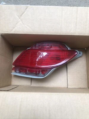 2010 2011 2012 2013 2014 2015 Lexus RX350 левая сторона габаритный фонарь OEM 81490-0E010 - Изображение 1 из 3