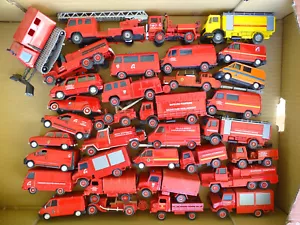 Solido Bomberos 1/43 Y 1/50 - Lote De 33 Modelos Dont Renault Peugeot Mercedes - Imagen 1 de 3
