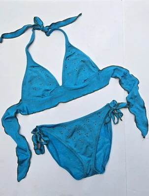 BECCA 2 PC Azul Clásico Tachuelas Triángulo Corbata Bikini Traje de Baño Talla-M Foto 1 de 4