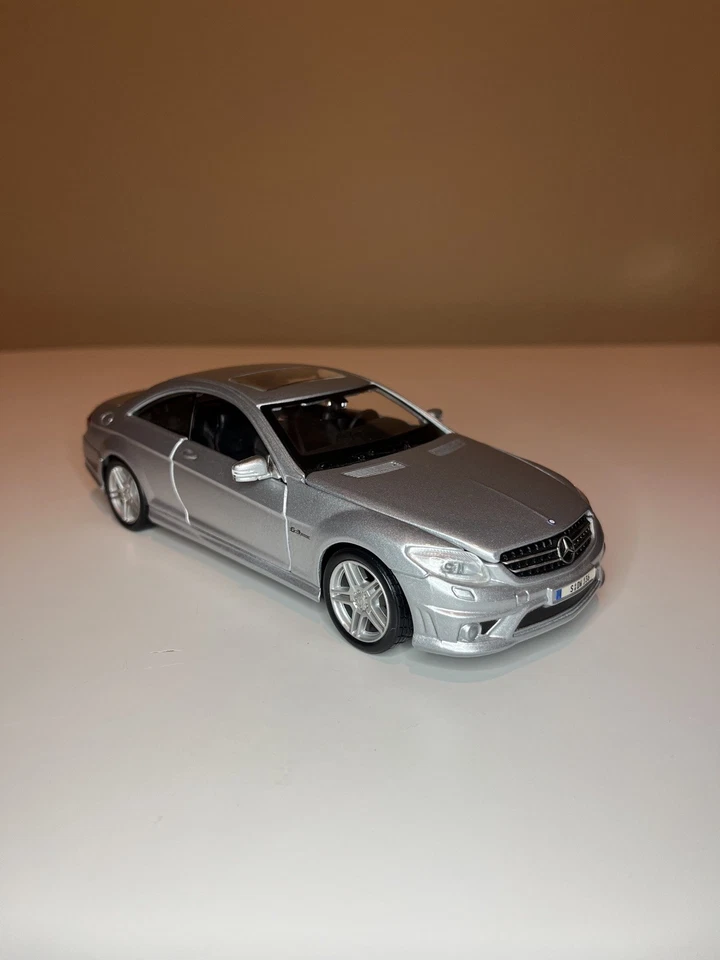 Maisto 1/24 Mercedes-Benz CL63 AMG Coupe 2012 Rare Silver Diecast Model Loose - Image 1 of 4