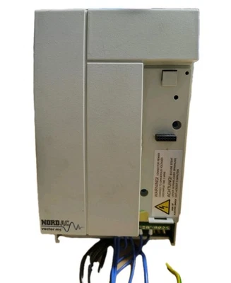 Getriebebau NORD Frequenzumrichter SK 2200/1 FCT 78022000/36B210417 2.20kW - Bild 1 von 4