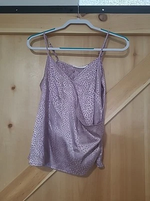 NWOT Lush Size Small Iight Purple Animal Print Tank/Cami Stitch Fix - Imagem 1 de 4