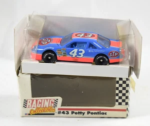Richard Petty #43 STP Pontiac Grand Prix 1991 Revell NASCAR 1/64 - Picture 1 of 4