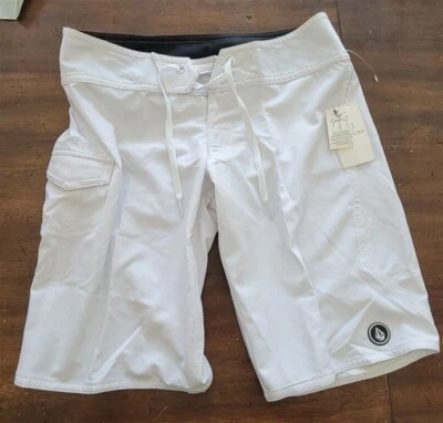 NWT Volcom sz 3 Women's Simply Solid 11" Boardshorts White 122759 - Image 1 of 3