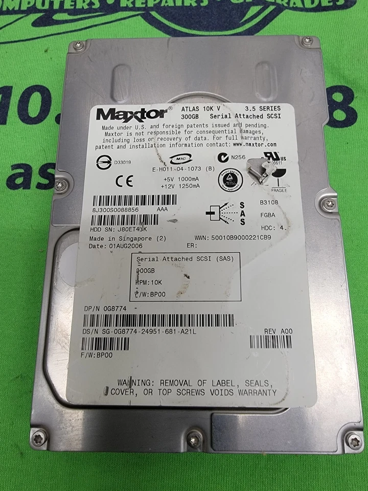 Maxtor 8J300S0088856 Atlas 10K V 3.5" SAS 300GB Hard Drive HDD - Image 1 of 1