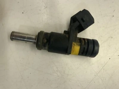 Inyector Asm con 0470-885 - 2016 Arctic Cat Wildcat X 1000 52188 Foto 1 de 4