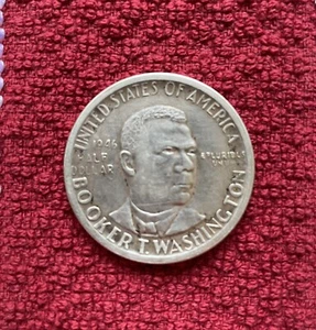 ~1946S~ Booker T. Washington Commemorative Half Dollar ~Collectable~ 90% Silver - Picture 1 of 4