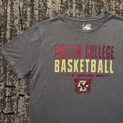 Under Armour Boston College Basketball HeatGear Short Sleeve L Shirt Men's Gray Cover