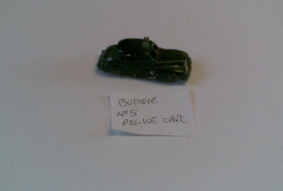 COCHE DE POLICÍA WOLSELEY BUDGIE No 5 Foto 1 de 1