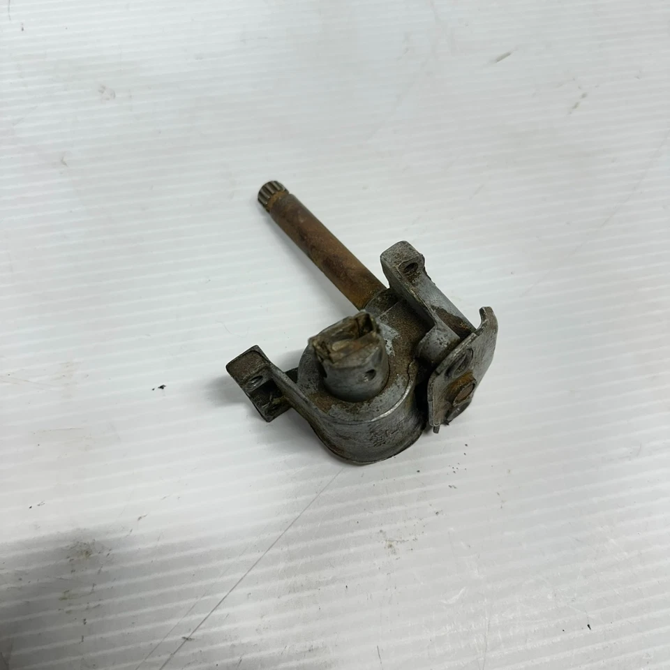 1968 Dodge Chrysler Plymouth Fury III Left Vent Wing Window Regulator 3824303 - Image 1 of 4