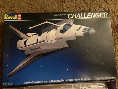 1982 Revell Challenger Space Shuttle Model ~ 1/144 Scale 4526 ~ Open Box - Image 1 of 2