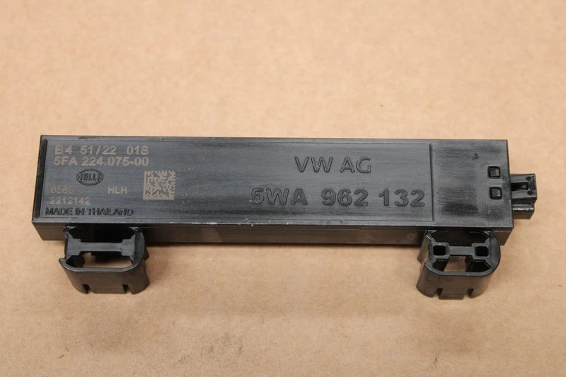 VW Golf 8 Antenne Pour Accès Et Droit De Démarrage KESSY 5WA962132 - Photo 1/1