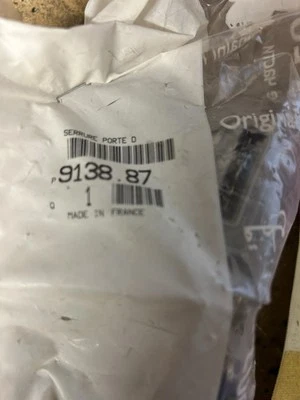 New Genuine 913887 Right Rear Door Lock for PEUGEOT 206 X-Line 2005 9060907 - Image 1 of 2