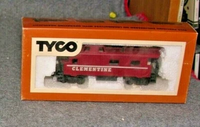 Clementine Caboose HO Gauge Tyco Vintage NIB #327 - Image 1 of 4