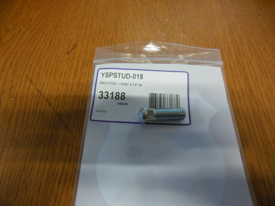 Perno de eje Yukon Gear YSPSTUD-018 1 15/32" X 1/2"-20 Foto 1 de 1