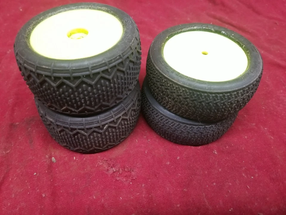 Proline Suburbs "m4" b44 rims aka closed cell foam - Image 1 of 1