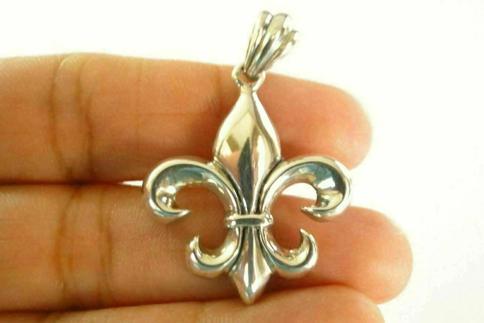 Fleur De Lis No Stone 925 Sterling Silver Pendant - Image 1 of 4