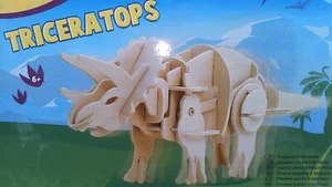 Triceratops, 3D-Holzpuzzle mit Motor und Batteriehalter, 45 Teile, ab 6 Jahren - Bild 1 von 8