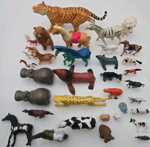 Huge Mixed Animal Toy Figure Lot – Safari Zoo Farm Horses Cats Dogs Wild Animals - Picture 1 of 2