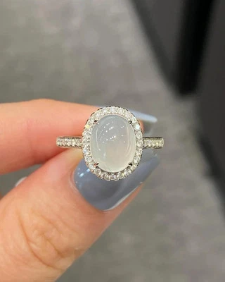 Anillo de boda de diamantes de jadeíta helada con cabujón natural de 5,95 quilates de oro blanco sólido de 18 quilates Foto 1 de 4