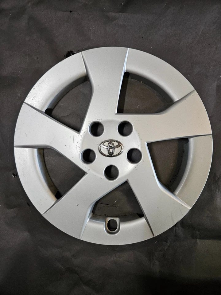 Колпак колеса/колпак колеса 2012 2013 2014 2015 Toyota Prius от оригинального производителя 15 дюймов - Изображение 1 из 1