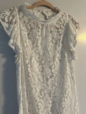 Lulus Women’s White Lace Dress Size Small/Medium Keyhole Back - Image 1 of 4