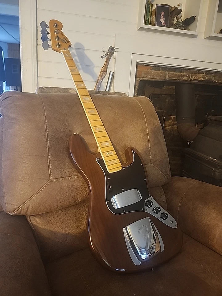 Bajo Fender Jazz 1974 original vintage Foto 1 de 4