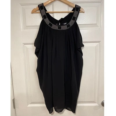 S 6 Vestido Corto Negro Gasa Fluido Cuello Cuentas Fiesta Sexy Elegante LBD H&M Foto 1 de 4