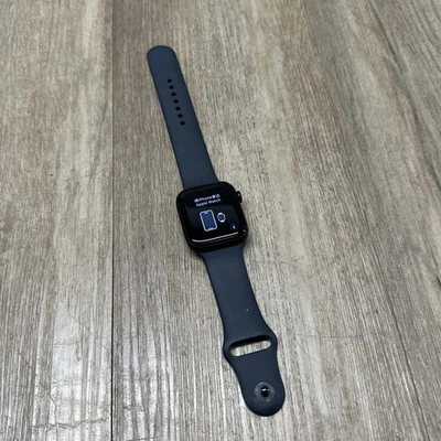 Apple Watch SE 2nd Gen 44MM Aluminum Sport Band A2727 - Image 1 of 4