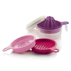 New Tupperware Ez Cooks Maid All in One Juicer Zester, Egg Separator Measure Cup - Bild 1 von 1