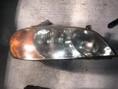 Conjunto de faros derechos usados se adapta a: Kia Spectra Sdn 2003 4 puertas derecho grado B Foto 1 de 4
