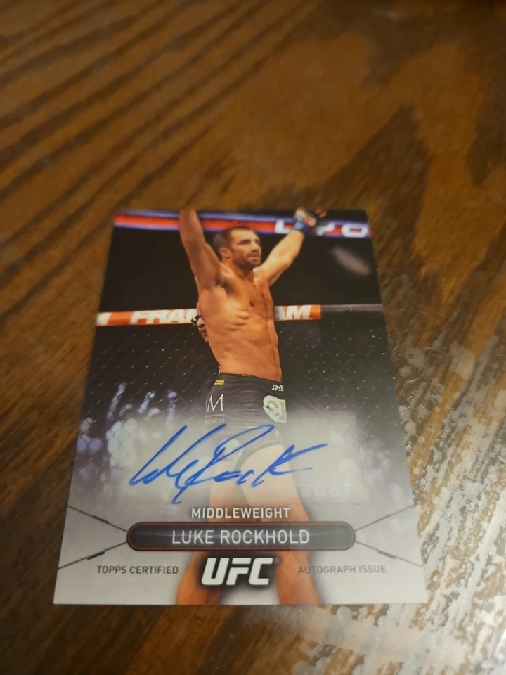 2015 Topps UFC High Impact Online Exclusive Autograph Card Luke Rockhold Auto - Image 1 of 4