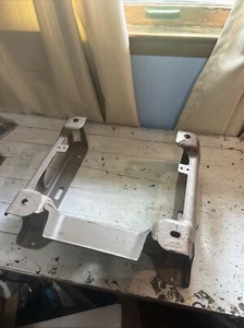 2003-2024 OEM GM Chevrolet Express Van GMC Savana Base de asiento (delantero del conductor) izquierda - Imagen 1 de 9