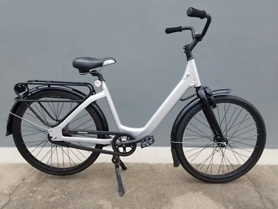 Rugged Cycles Weatherproof Unisex Step Thru One Speed Cruiser City Bike - New - Image 1 of 4