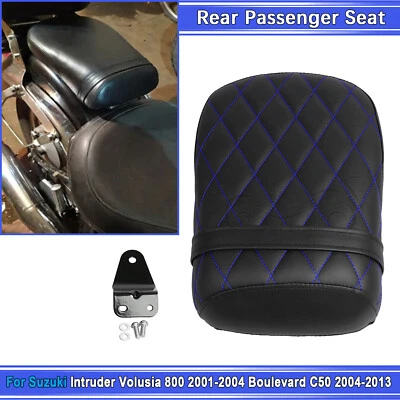 Заднее пассажирское сиденье с синими швами для Suzuki Boulevard C50 Intruder Volusia 800 - Изображение 1 из 4