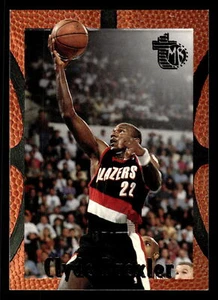 Clyde Drexler 1994-95 Topps Embossed #79 Portland Trail Blazers - Picture 1 of 2
