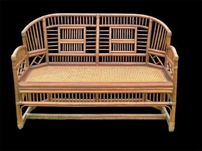 Sofá de bambú natural vintage Chinoiserie Brighton Pavilion Loveseat Chippendale Foto 1 de 4