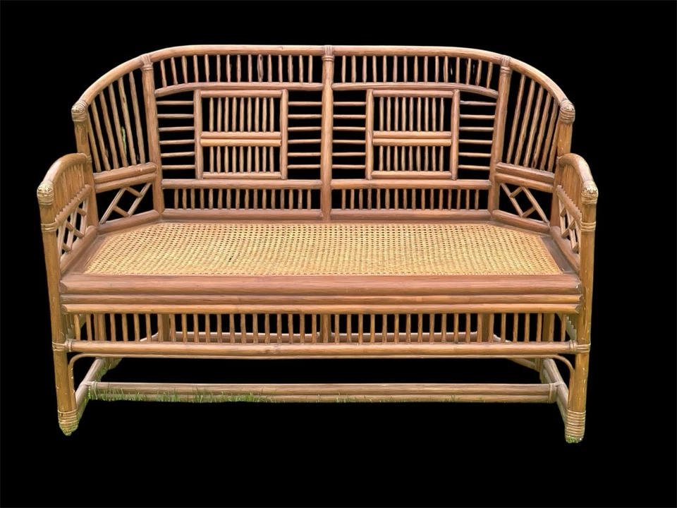 Sofá de bambú natural vintage Chinoiserie Brighton Pavilion Loveseat Chippendale Foto 1 de 4